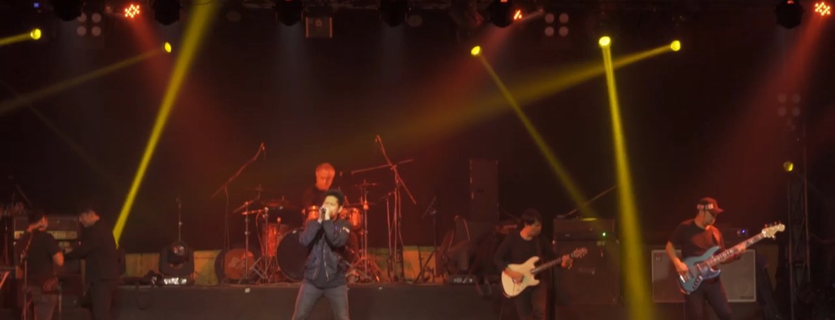 A live performance streaming on eResonate